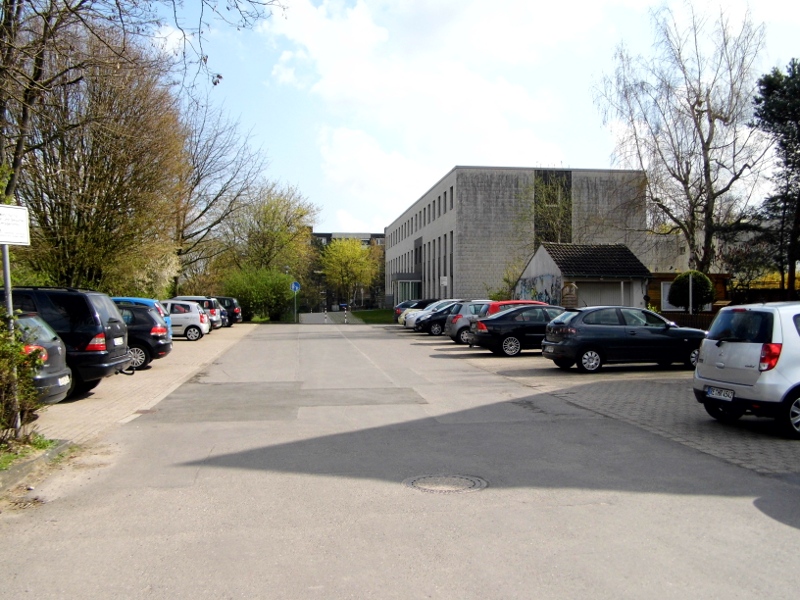 Der Besucherparkplatz des Amtsgerichts, erreichbar über die Schubertstraße